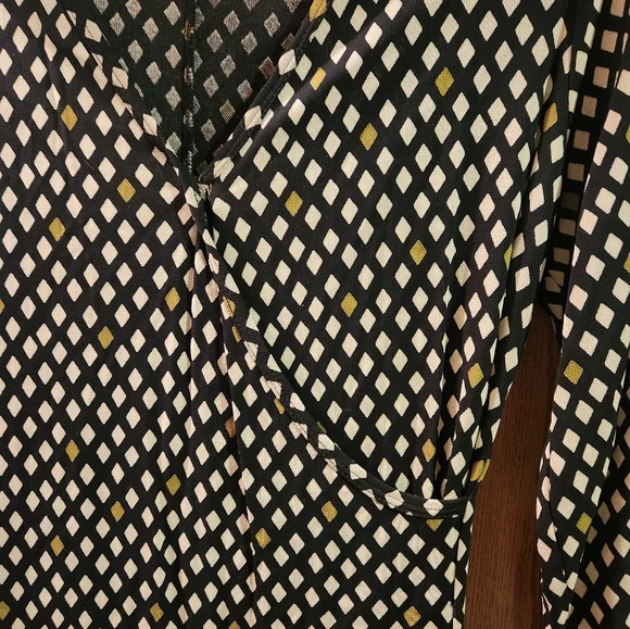 ๐3/$10 Tessuto Size Medium Long Sleeve Women's Dress - Picture 3 of 9